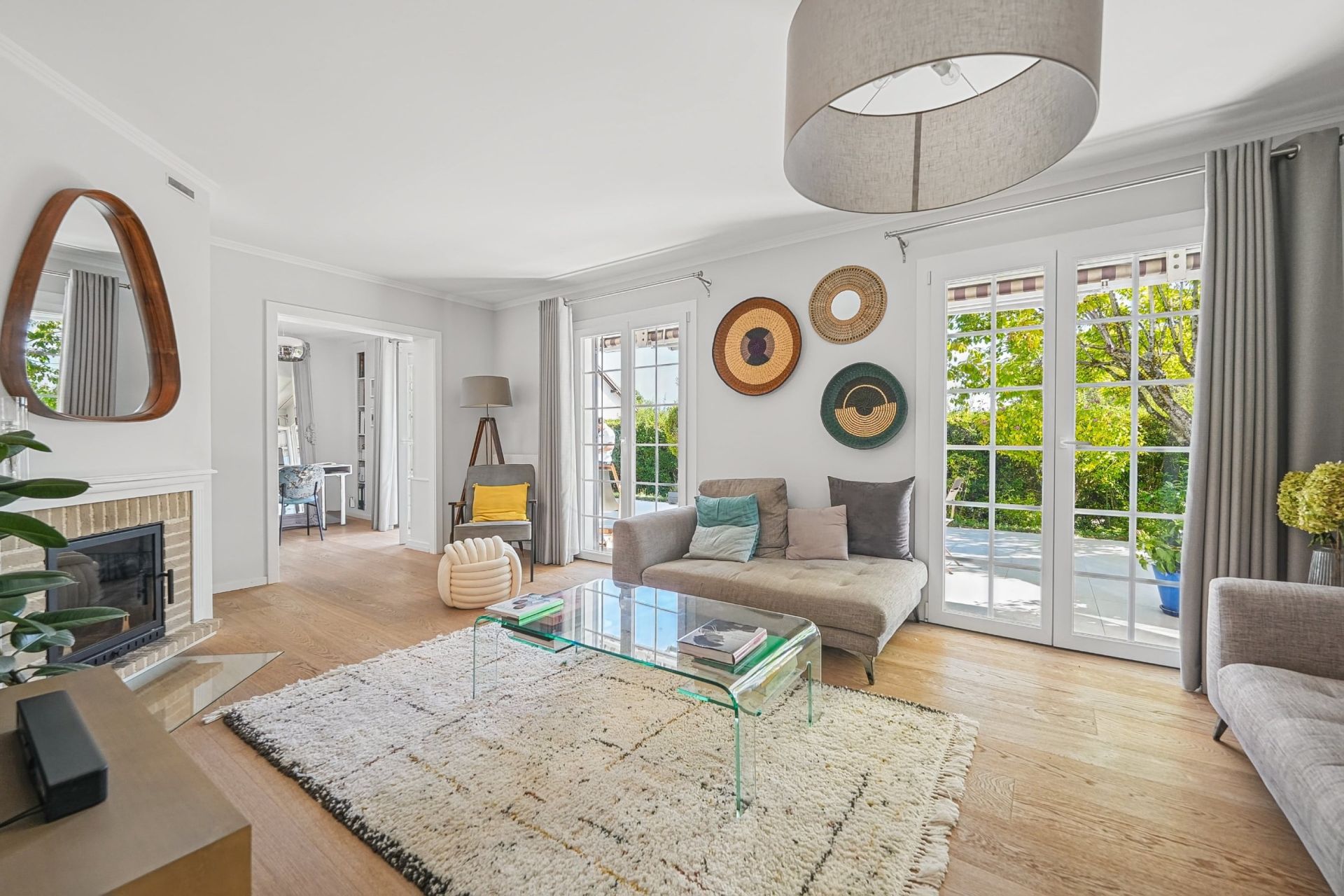 maison de luxe 8 Pièces en vente sur DIVONNE LES BAINS (01220)