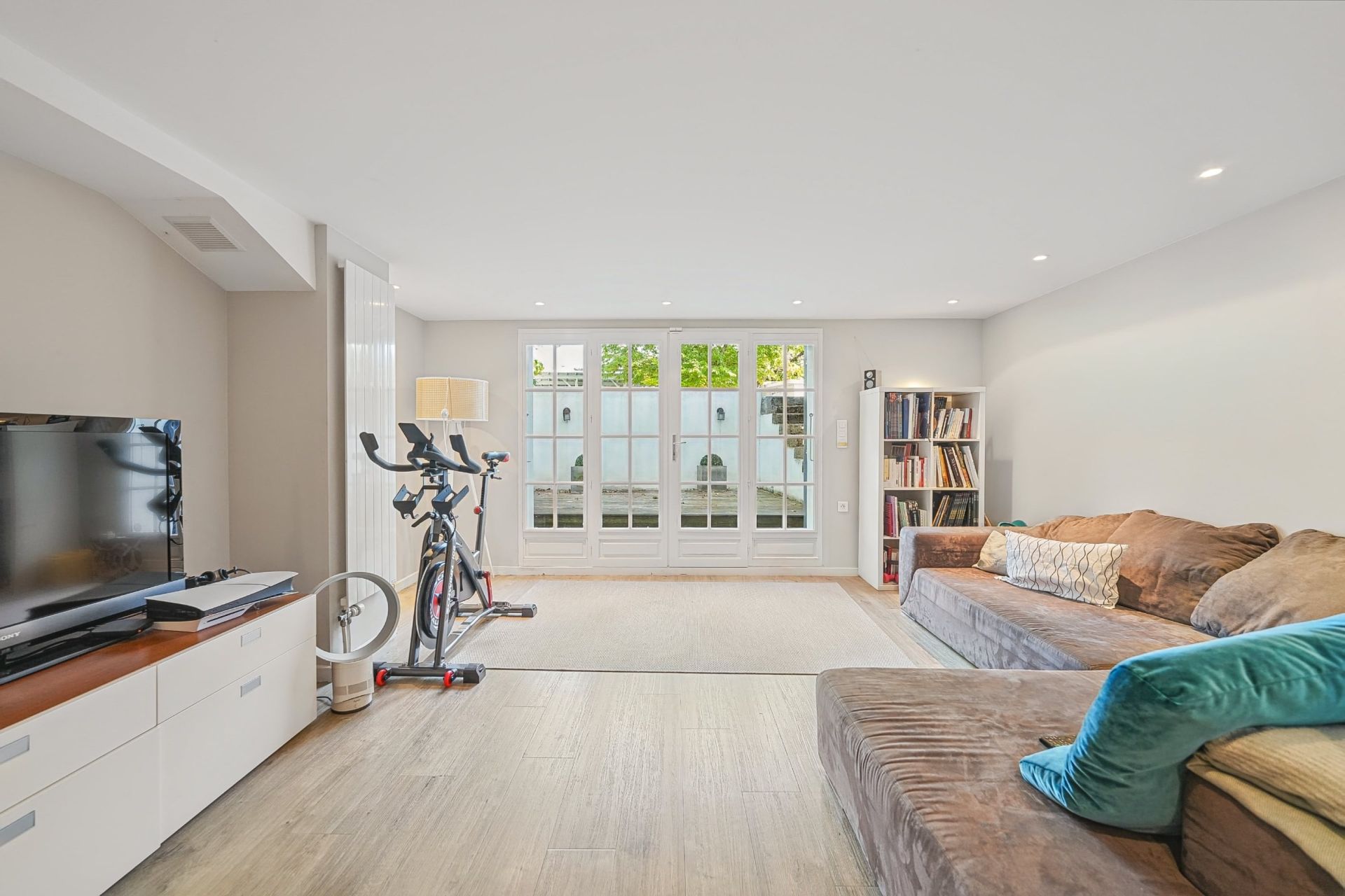 maison de luxe 8 Pièces en vente sur DIVONNE LES BAINS (01220)