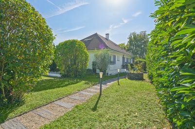 Vente Maison de luxe Divonne-les-Bains 8&nbsp;Pièces 192&nbsp;m²