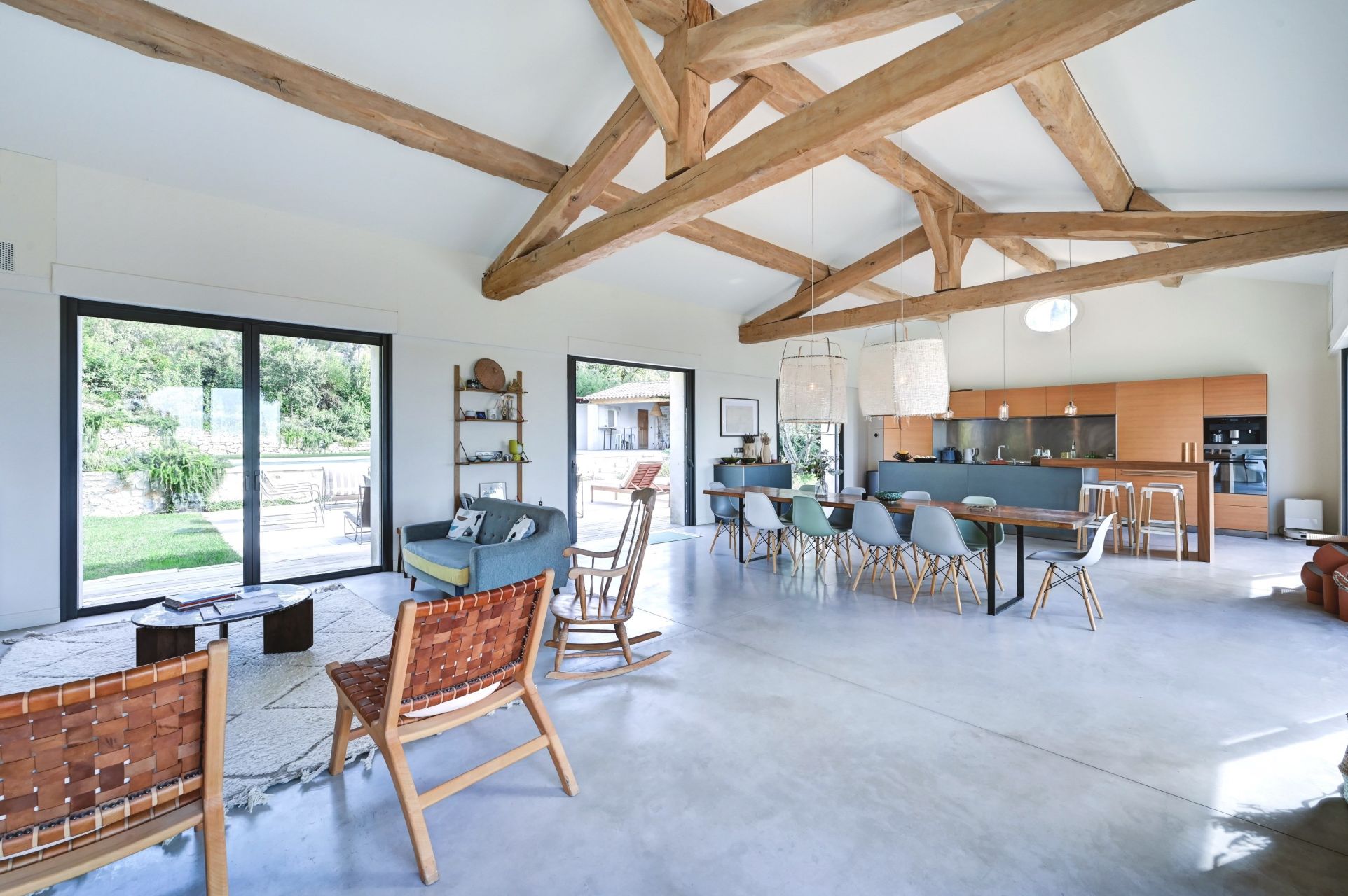luxury house 12 Rooms for sale on MAUSSANE LES ALPILLES (13520)