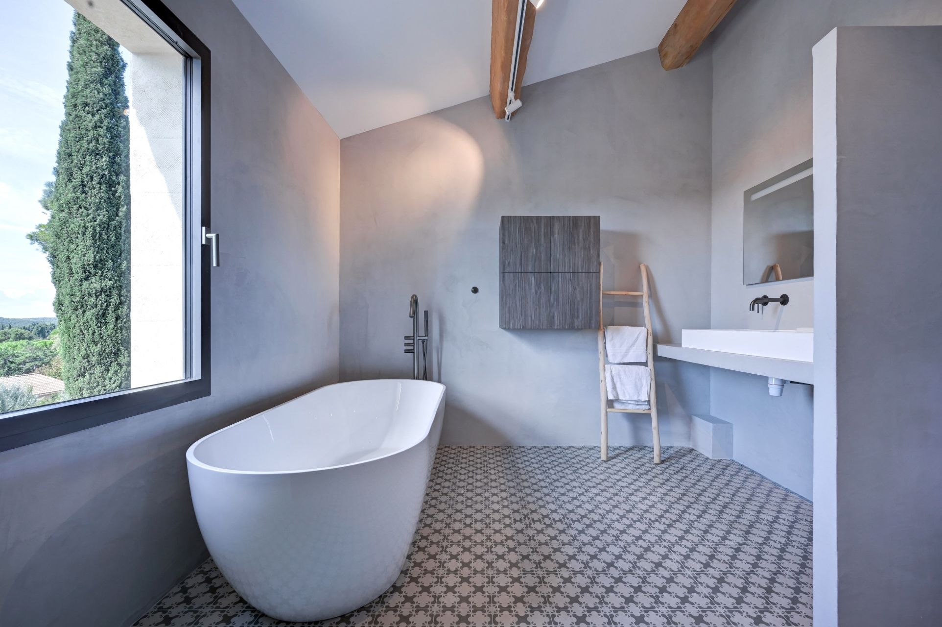 luxury house 12 Rooms for sale on MAUSSANE LES ALPILLES (13520)