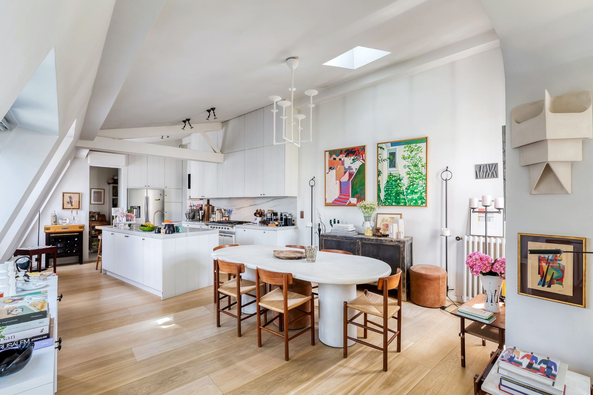 luxury apartment 6 Rooms for sale on PARIS (75007)