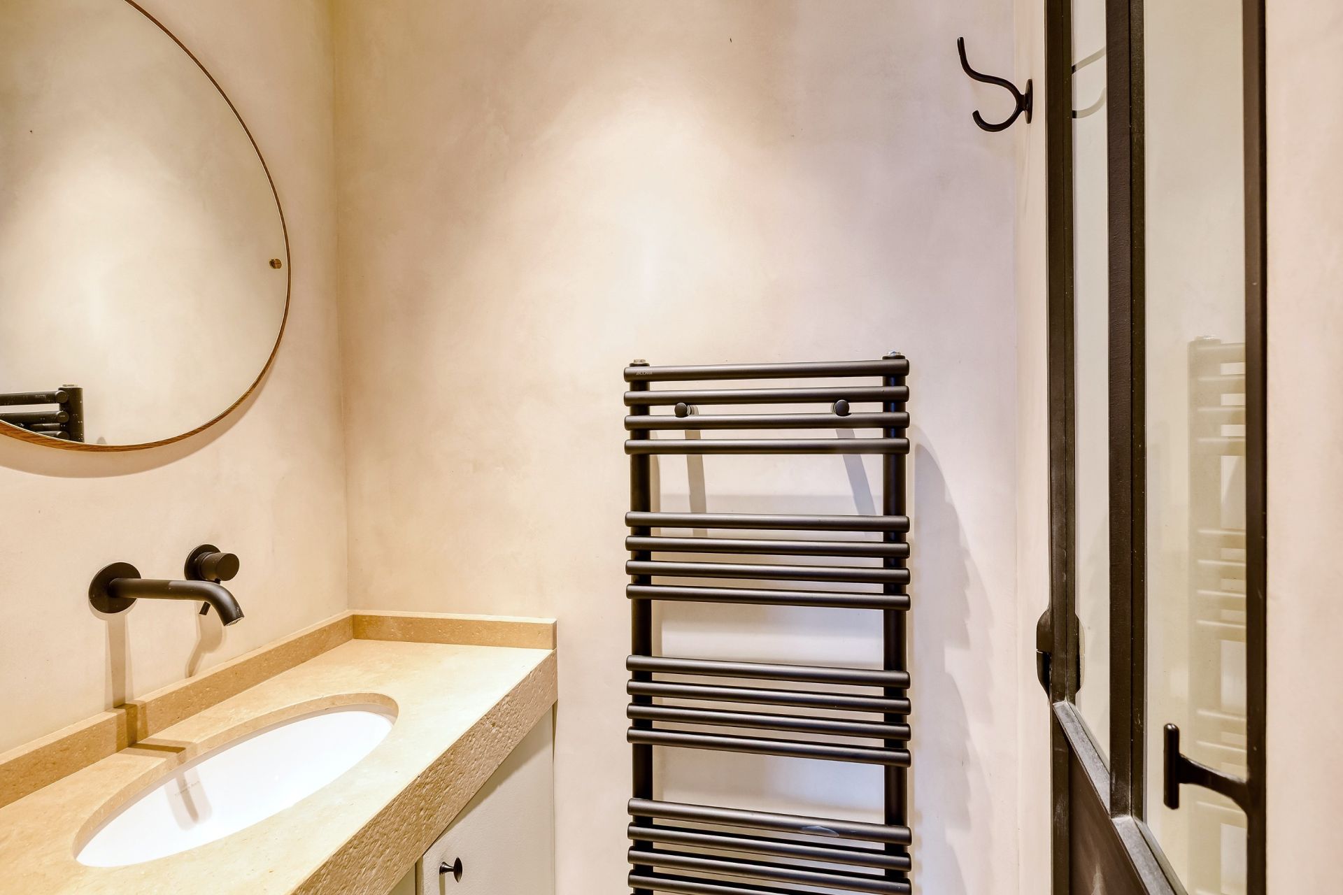luxury apartment 6 Rooms for sale on PARIS (75007)