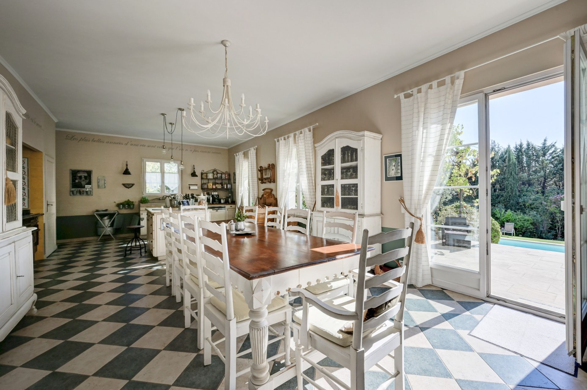 luxury house 8 Rooms for sale on CABRIES (13480)