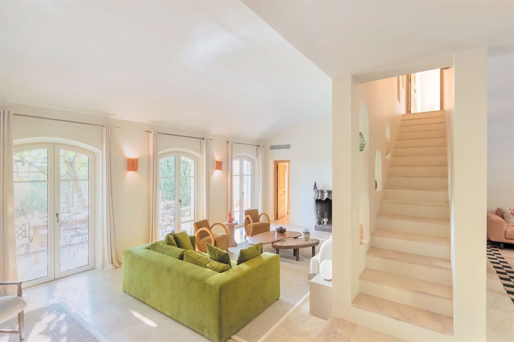maison provençale de luxe 8 Pièces en vente sur PLASCASSIER (06130)