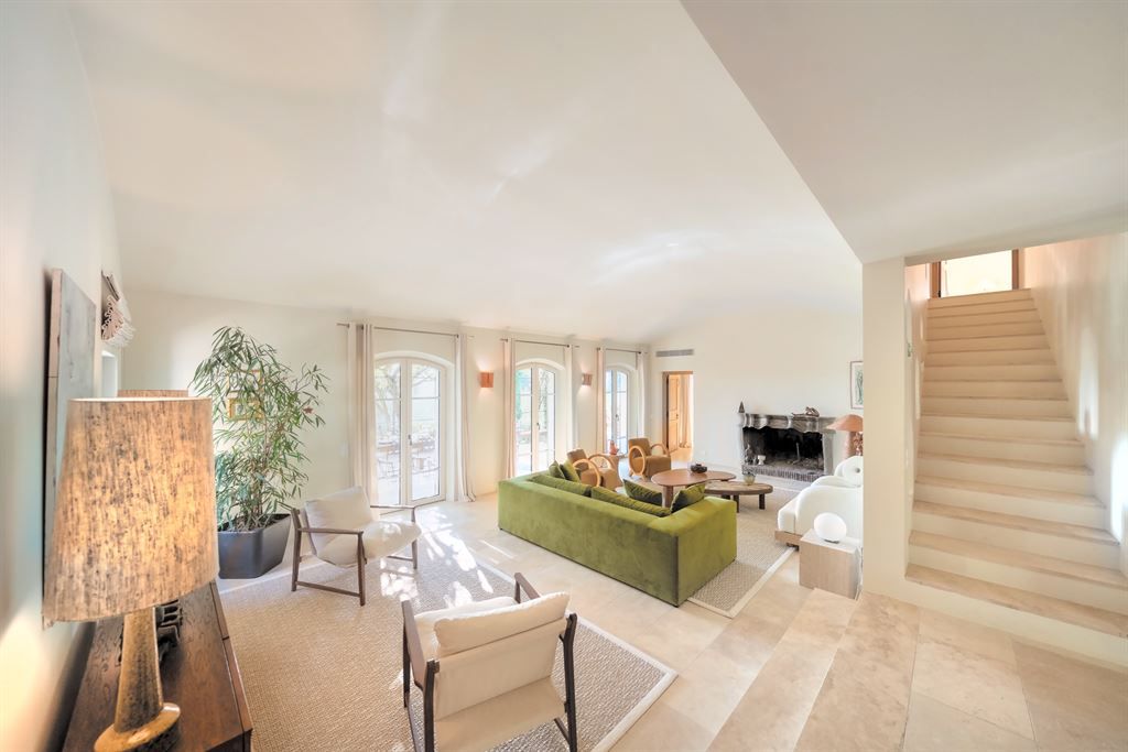 maison provençale de luxe 8 Pièces en vente sur PLASCASSIER (06130)