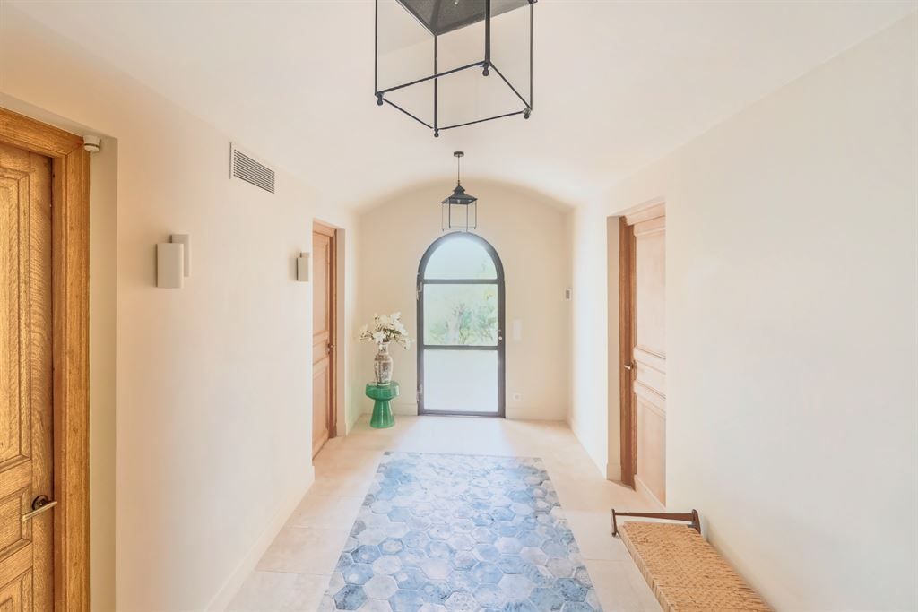 maison provençale de luxe 8 Pièces en vente sur PLASCASSIER (06130)