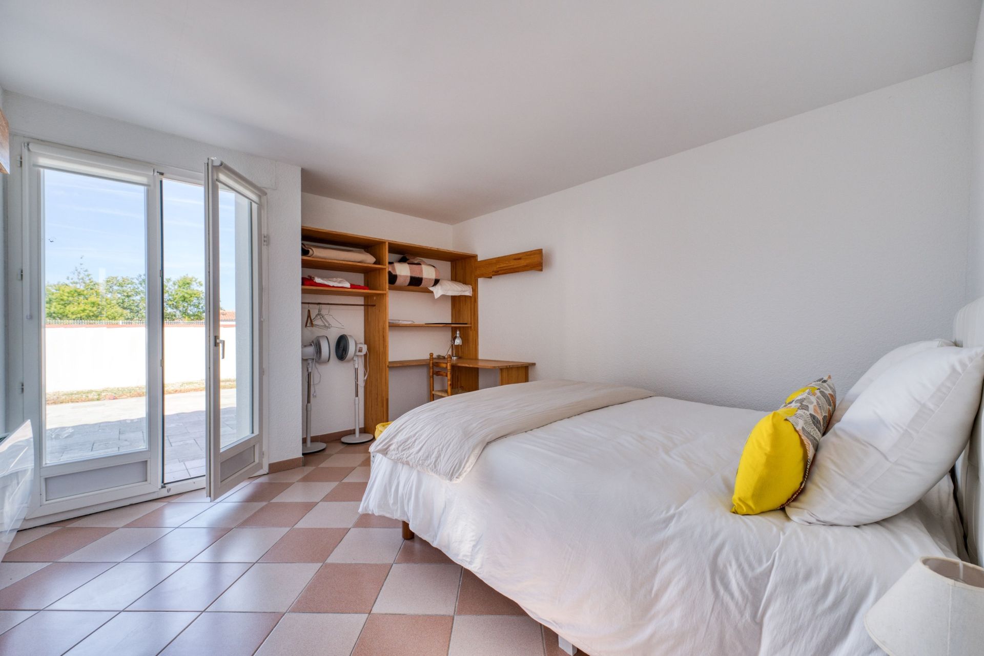 luxury house 5 Rooms for sale on LA BREE LES BAINS (17840)