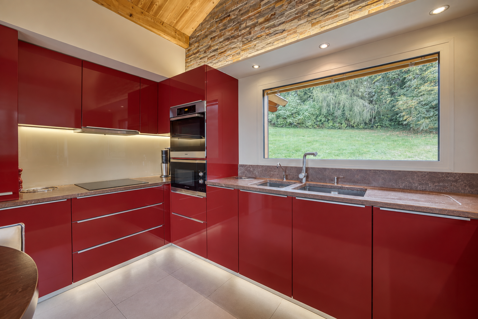 luxury chalet 8 Rooms for sale on TALLOIRES MONTMIN (74290)