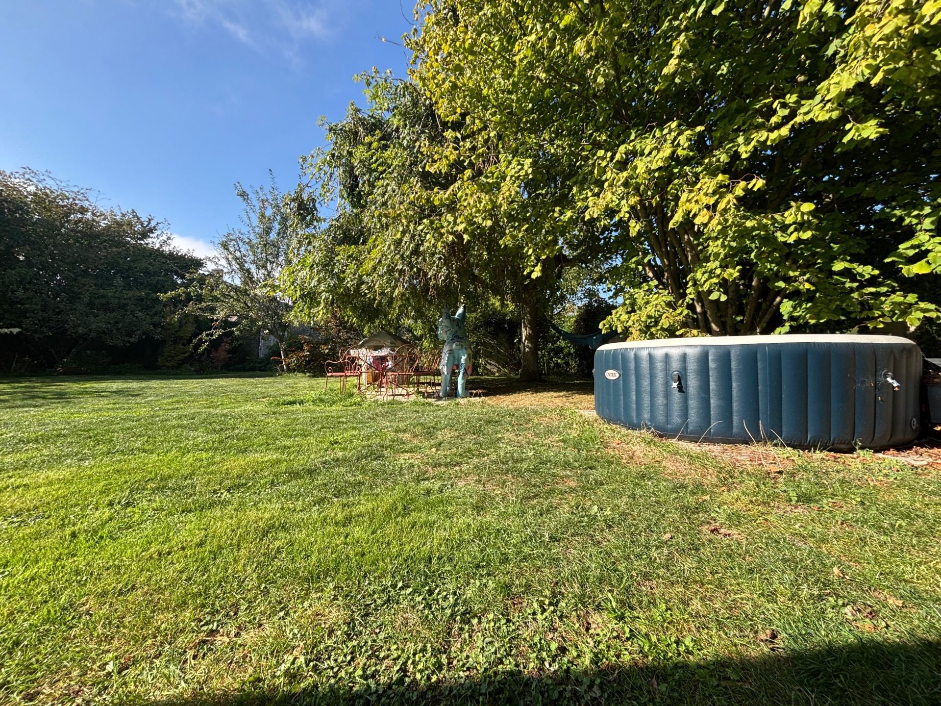 luxury house 6 Rooms for sale on CREULLY SUR SEULLES (14480)