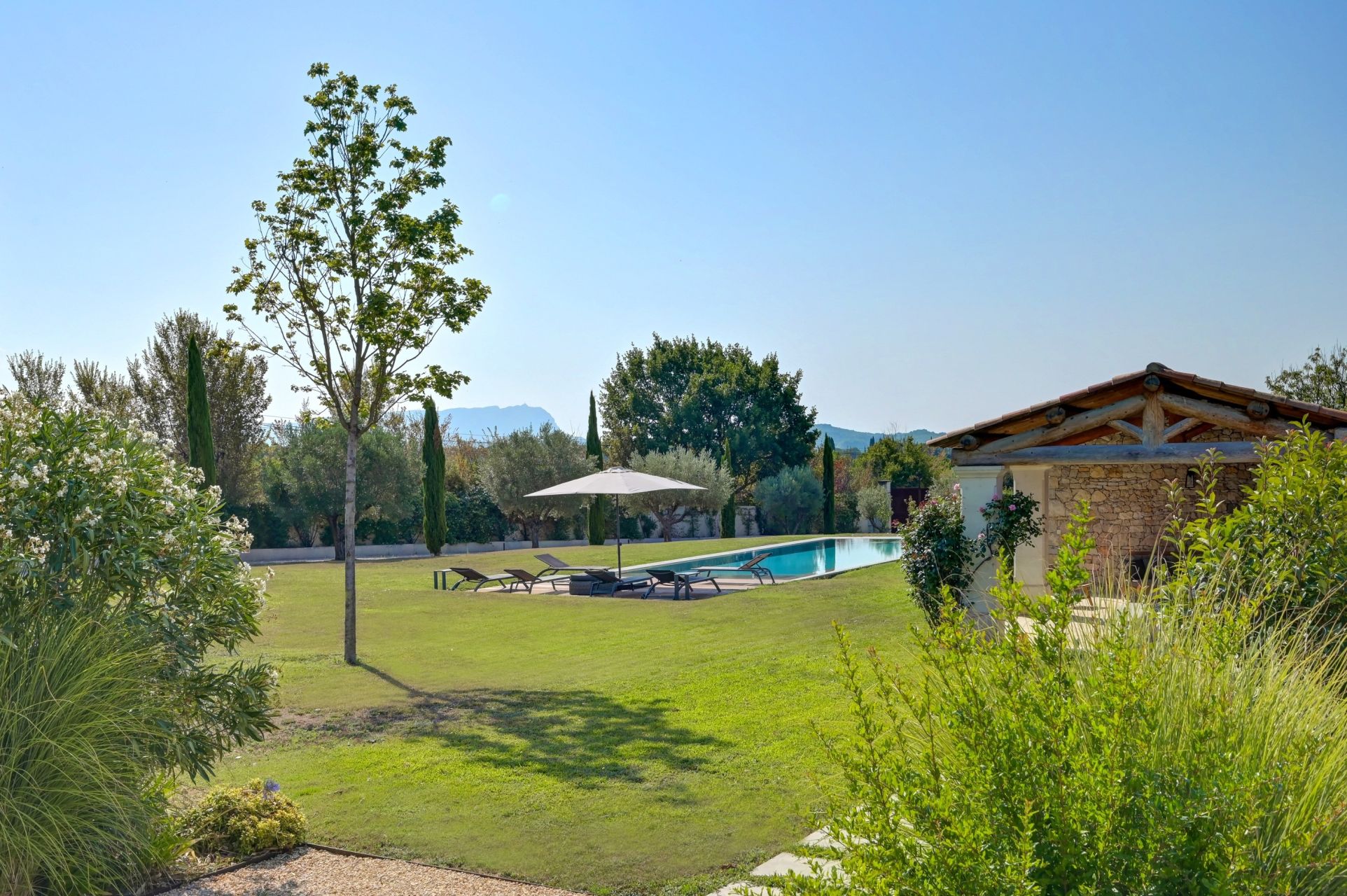 bastide 17 Pièces en vente sur AIX EN PROVENCE (13100)