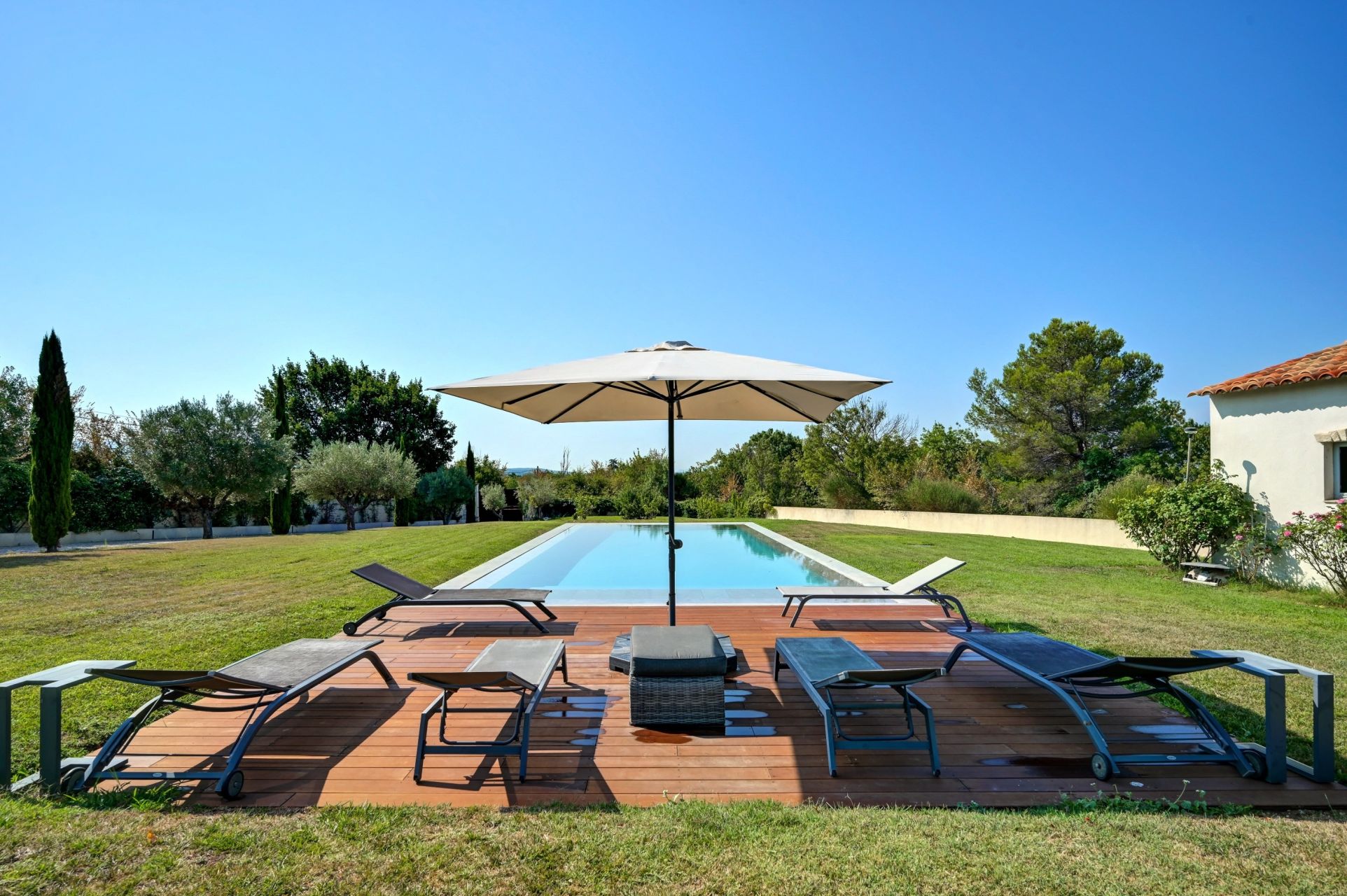 bastide 17 Pièces en vente sur AIX EN PROVENCE (13100)