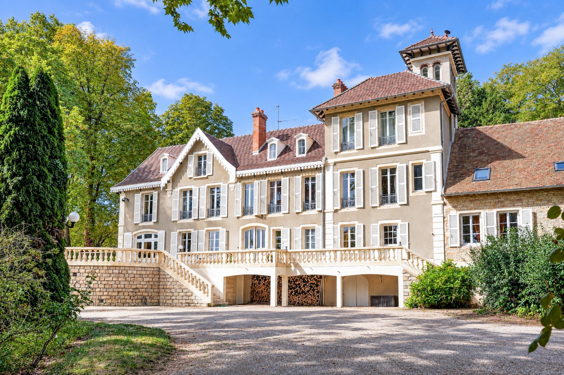 maison de luxe 15 Pièces en vente sur BEAUNE (21200)