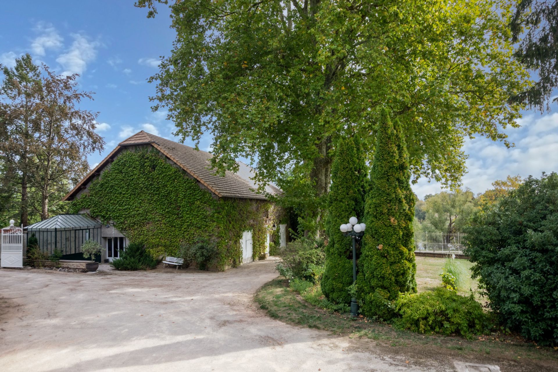maison de luxe 15 Pièces en vente sur BEAUNE (21200)