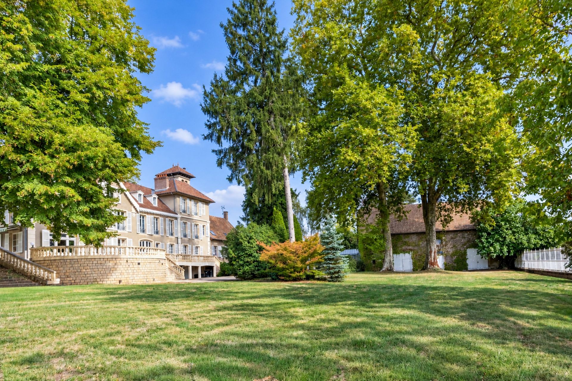 maison de luxe 15 Pièces en vente sur BEAUNE (21200)