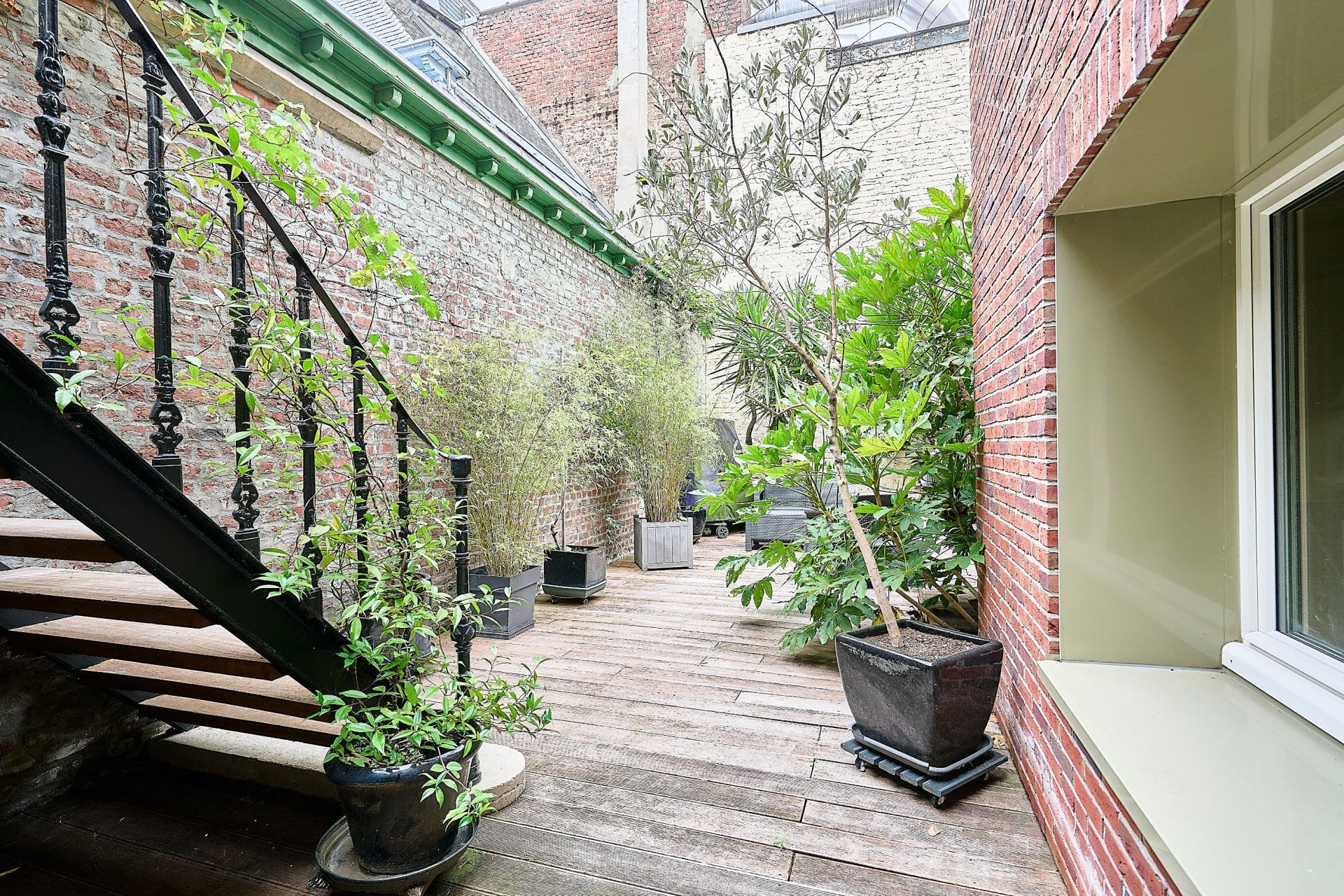 luxury house 7 Rooms for sale on LILLE (59800)