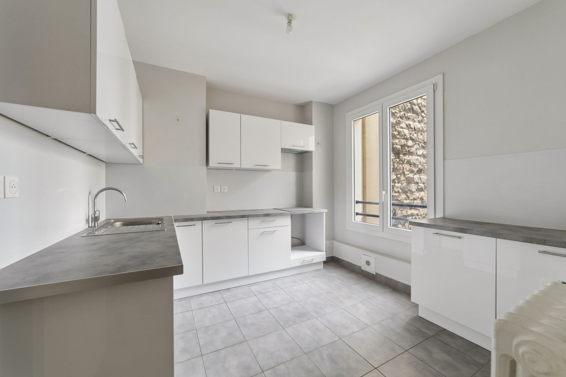 luxury apartment 3 Rooms for sale on PARIS (75016)