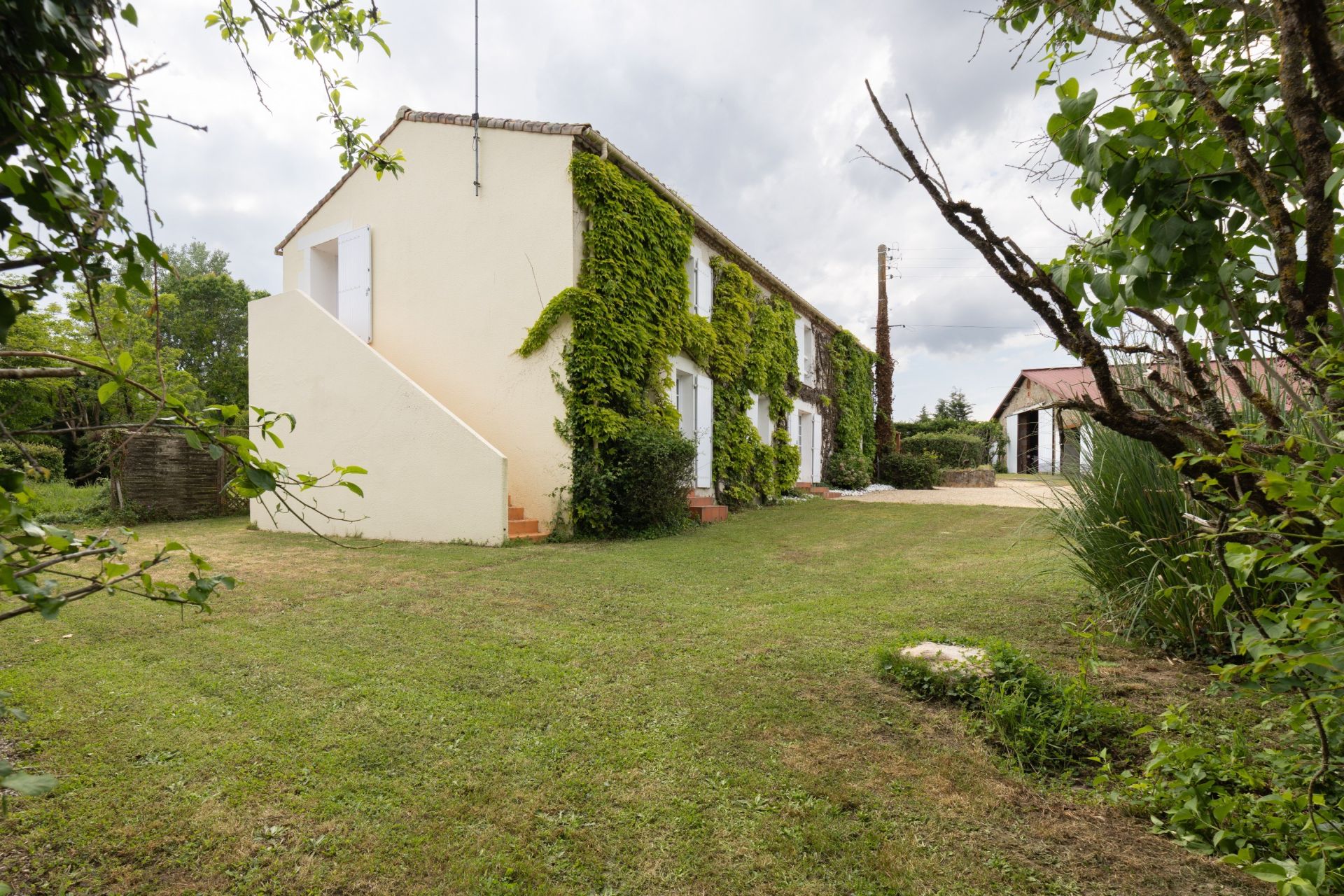 maison de luxe 7 Pièces en vente sur AUBIGNY LES CLOUZEAUX (85430)