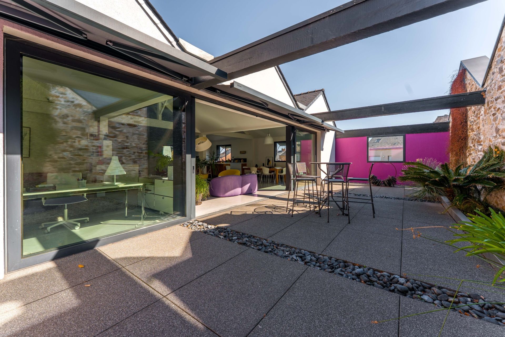 luxury house 5 Rooms for sale on NANTES (44100)