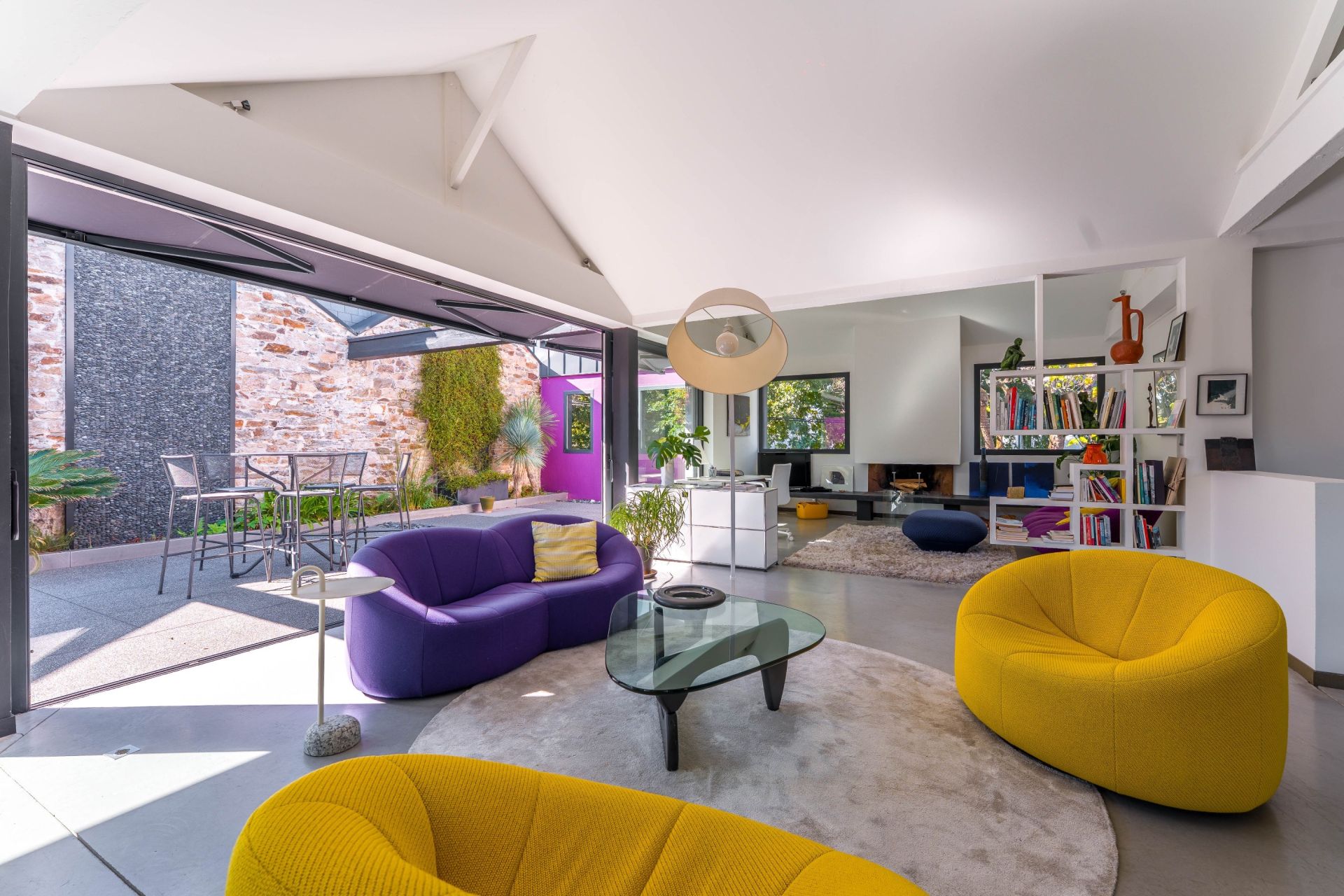 luxury house 5 Rooms for sale on NANTES (44100)