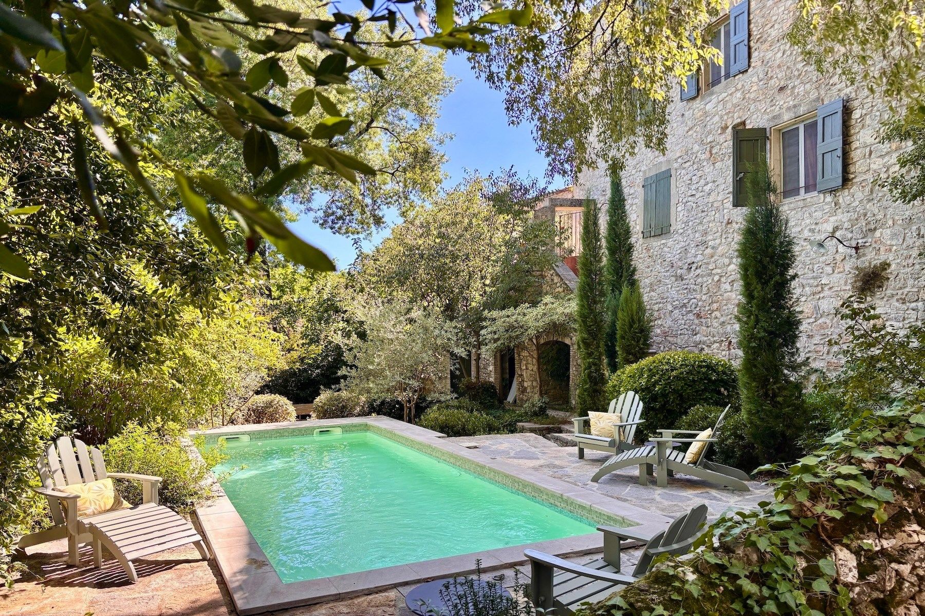mas 10 Pièces en vente sur UZES (30700)