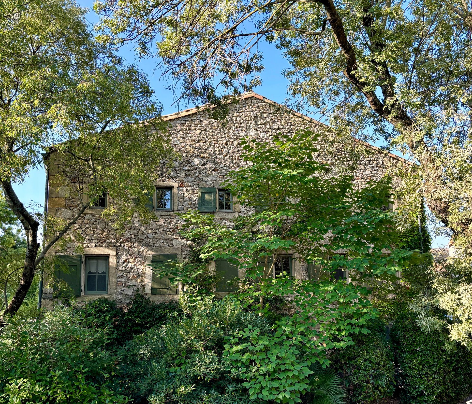 mas 10 Rooms for sale on UZES (30700)