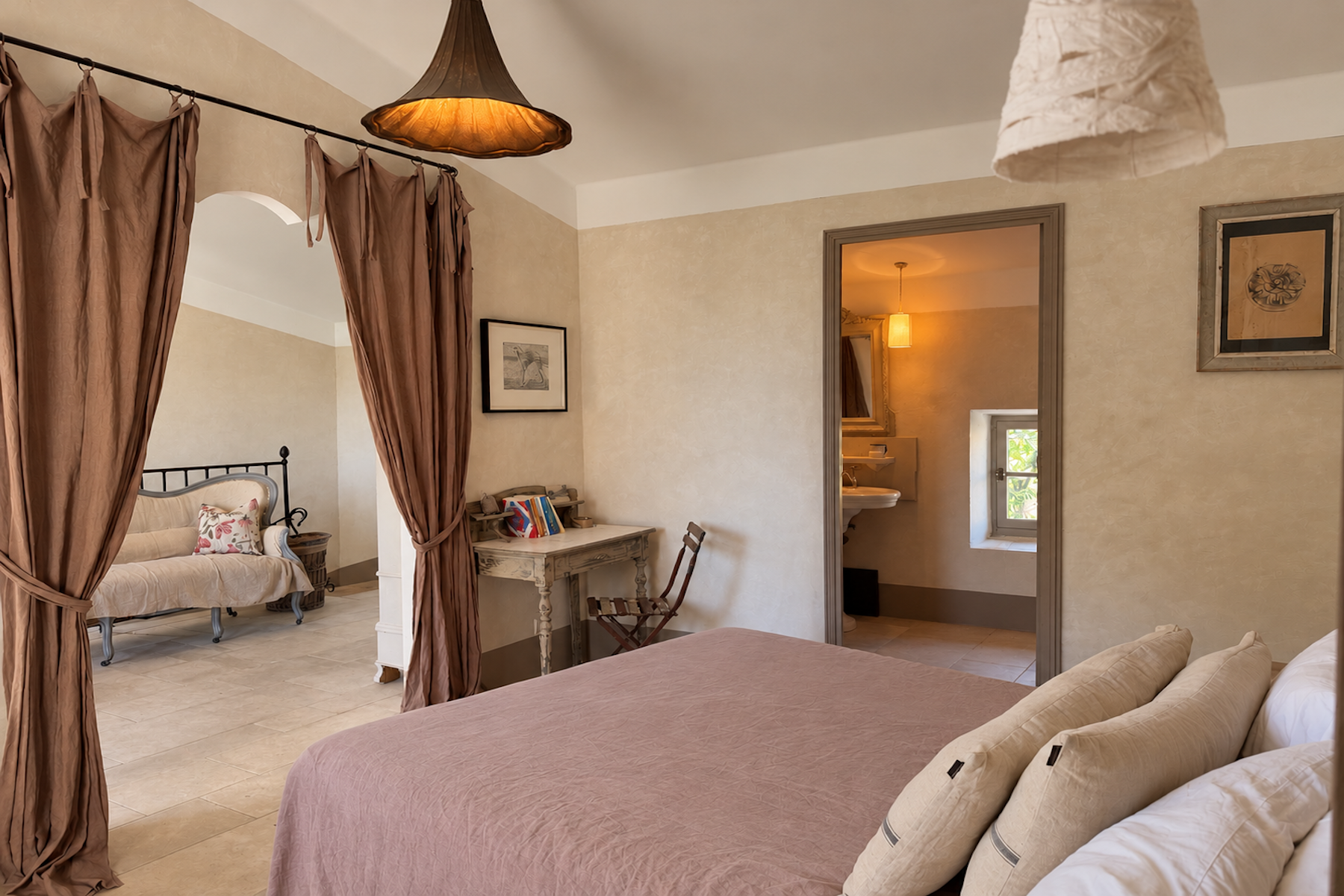 mas 10 Rooms for sale on UZES (30700)