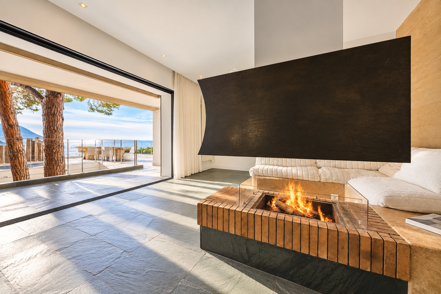 luxury villa 9 Rooms for sale on CASSIS (13260)