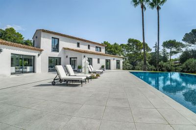 Vente Maison contemporaine Mougins 10&nbsp;Pièces 475&nbsp;m²
