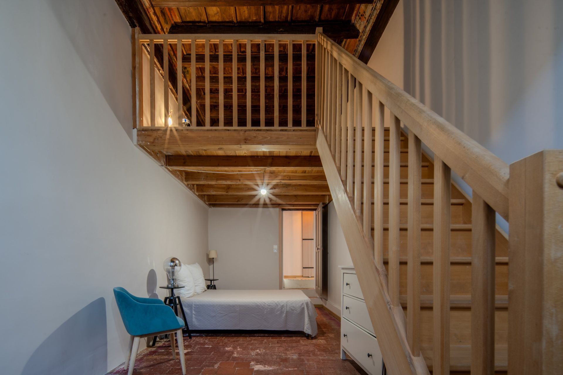 luxury house 5 Rooms for sale on NARBONNE (11100)