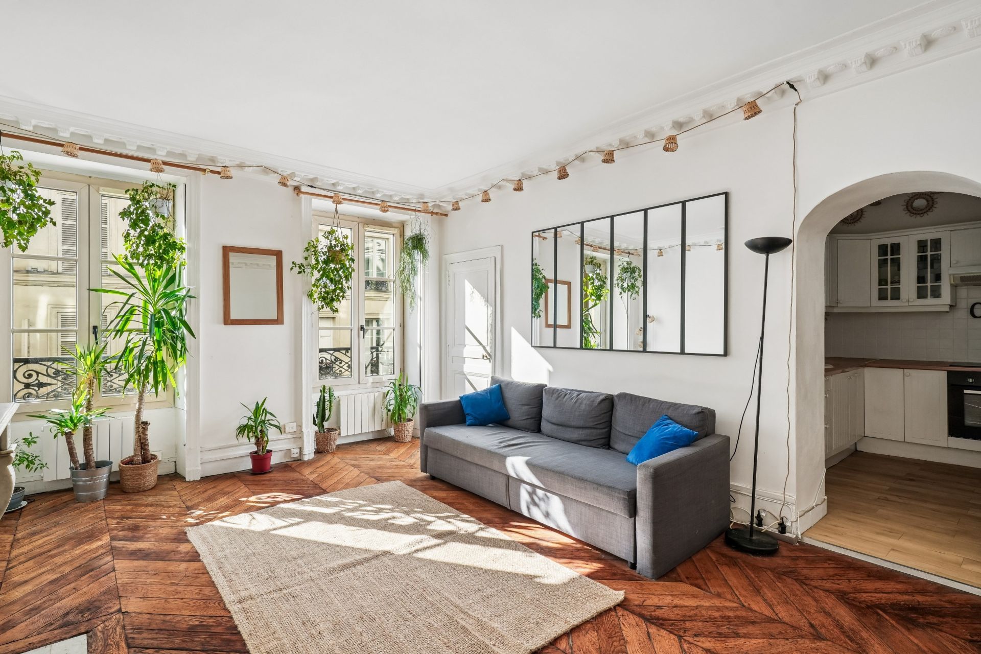 luxury apartment 4 Rooms for sale on PARIS (75009)
