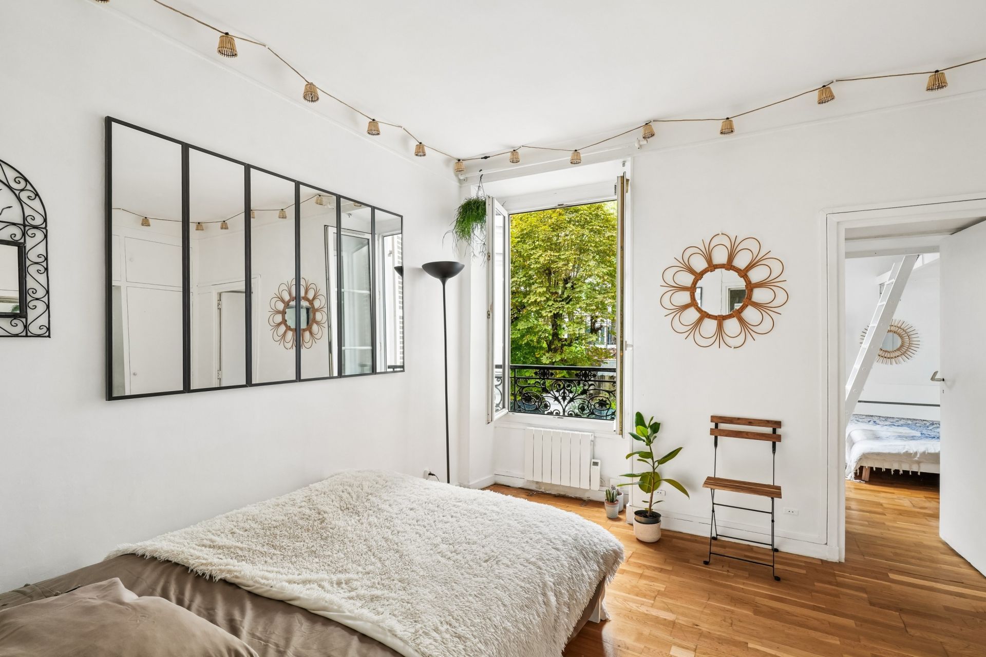 luxury apartment 4 Rooms for sale on PARIS (75009)