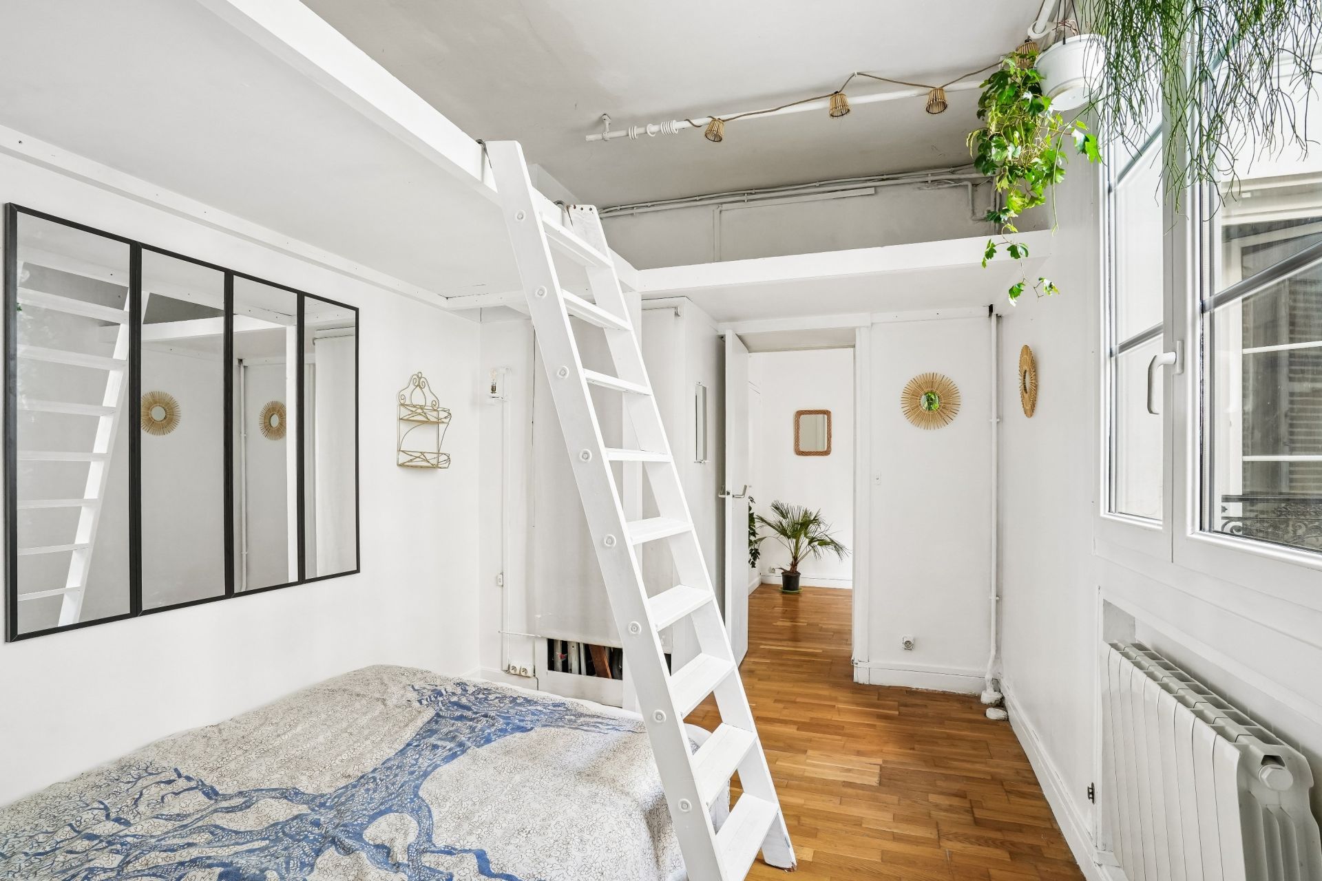 luxury apartment 4 Rooms for sale on PARIS (75009)