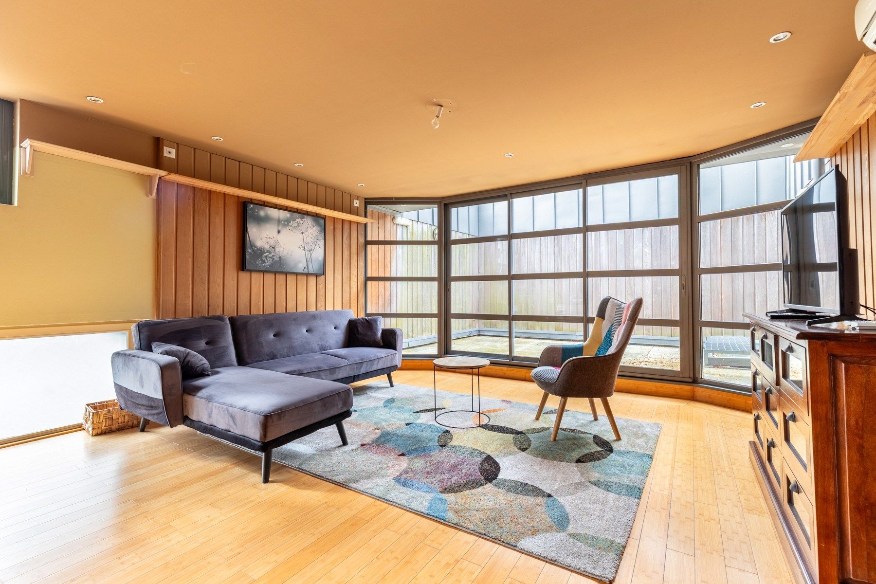 luxury house 10 Rooms for sale on BORDEAUX (33000)