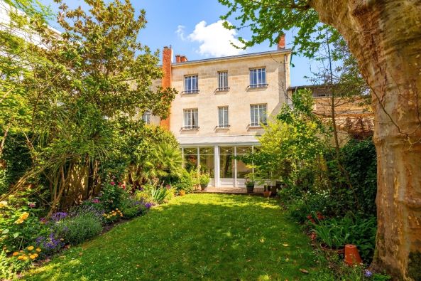 Vente Maison de luxe Bordeaux 10&nbsp;Pièces 450&nbsp;m²
