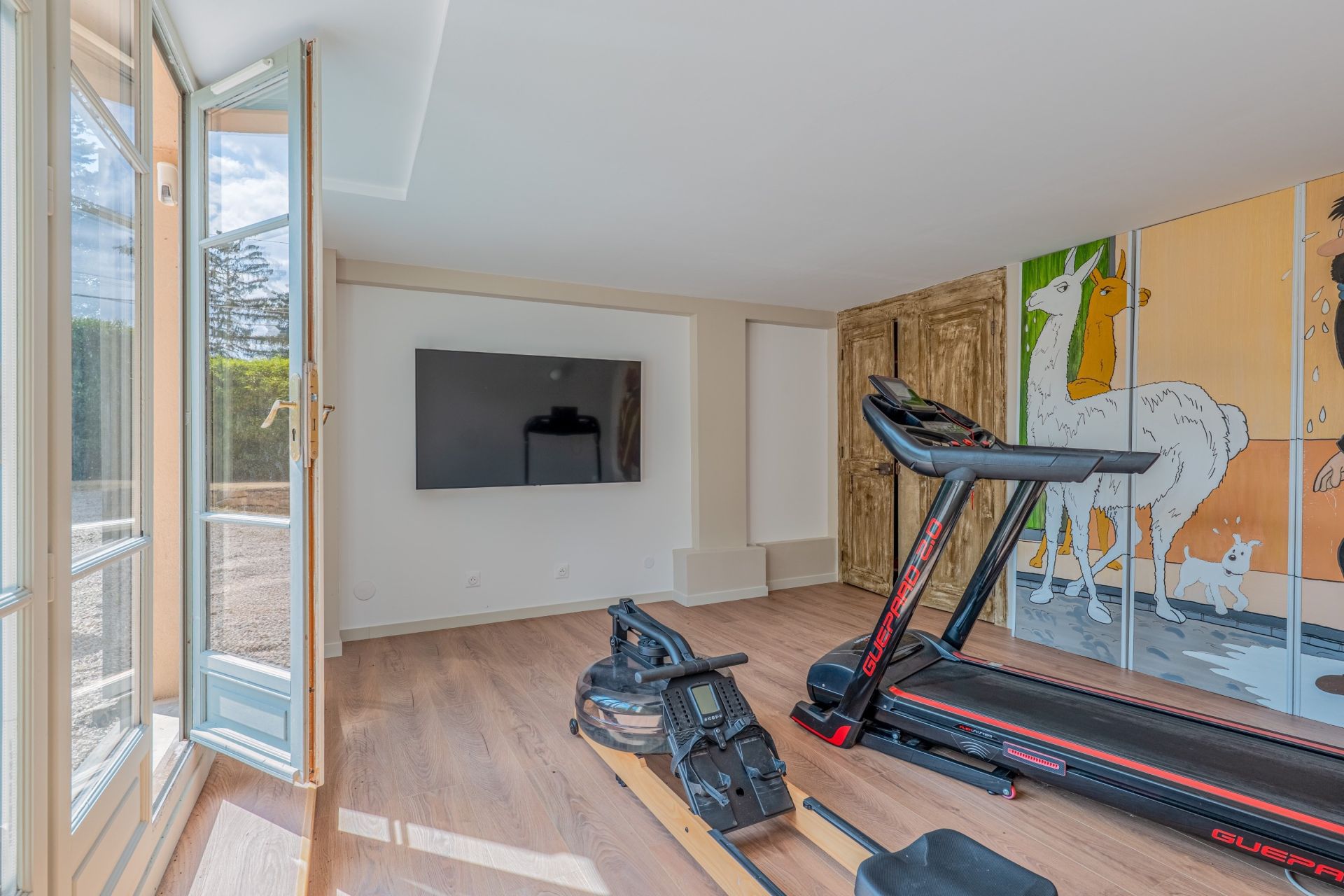 luxury house 8 Rooms for sale on TASSIN LA DEMI LUNE (69160)