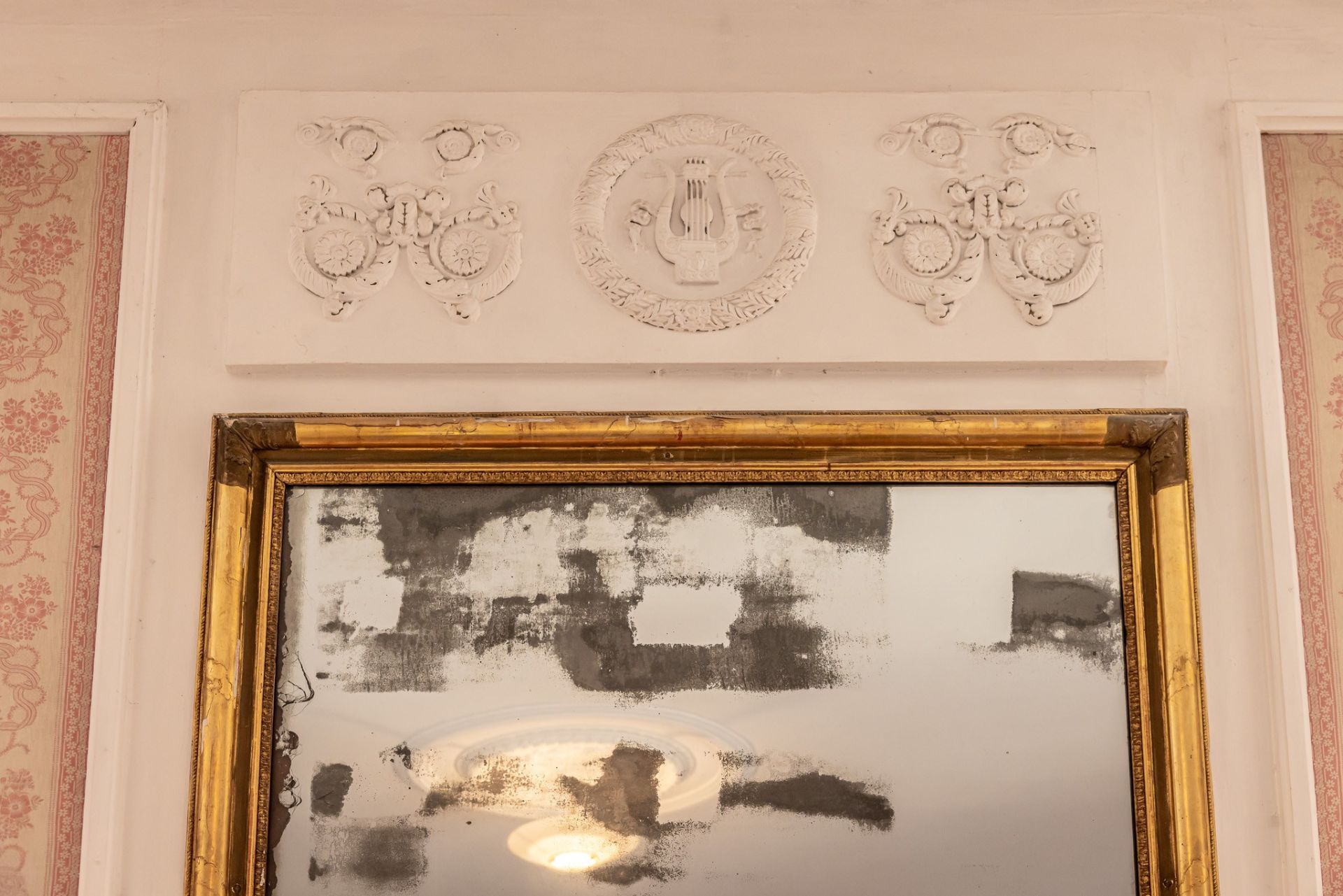 luxury house 13 Rooms for sale on PERIGUEUX (24000)