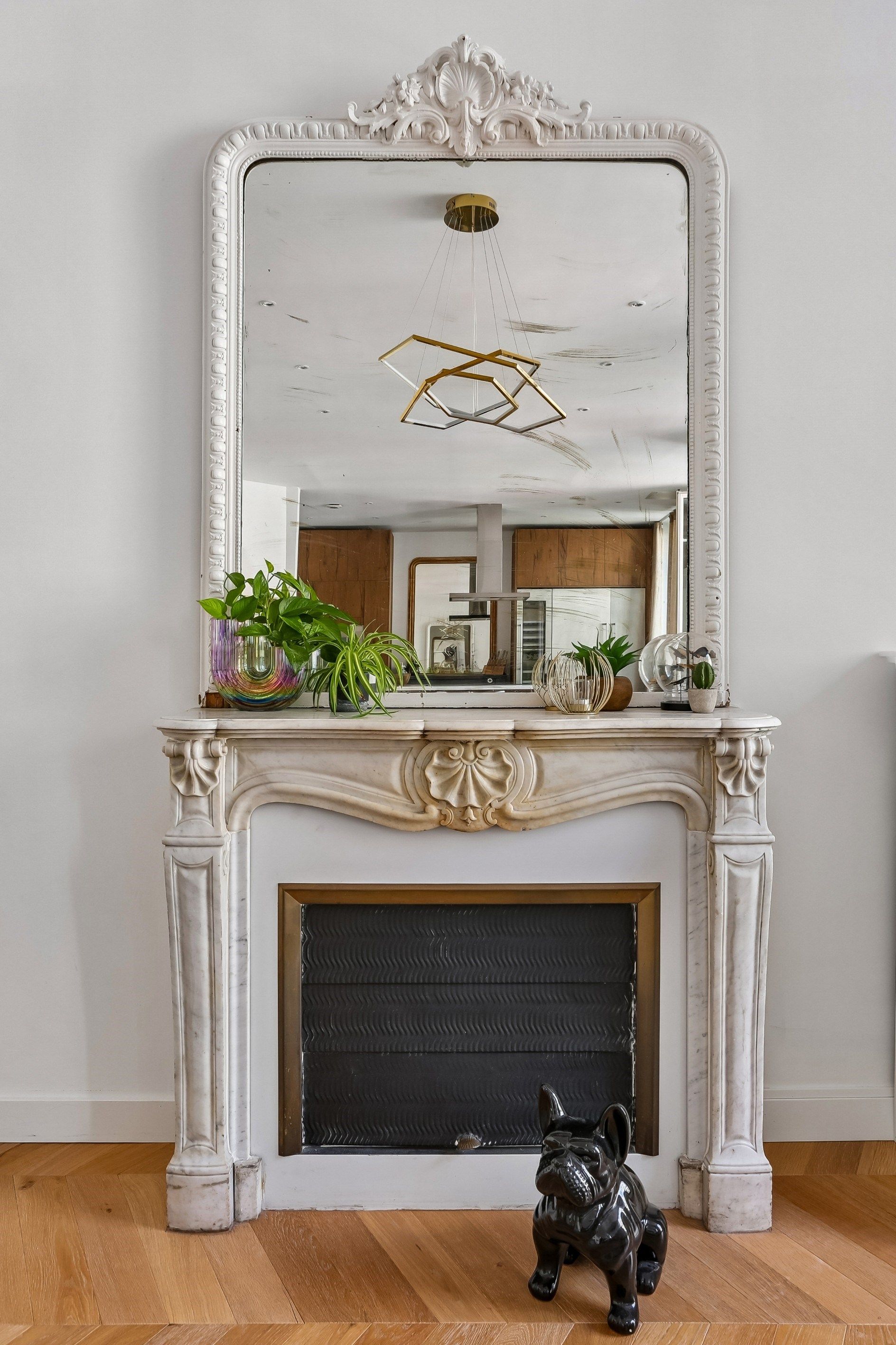 luxury apartment 5 Rooms for sale on PARIS (75001)