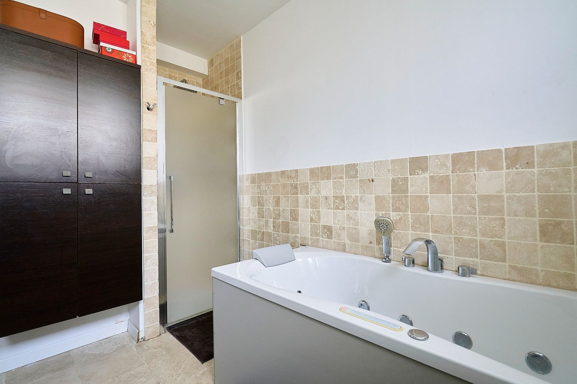 maison de luxe 7 Pièces en vente sur VILLENEUVE D ASCQ (59491)