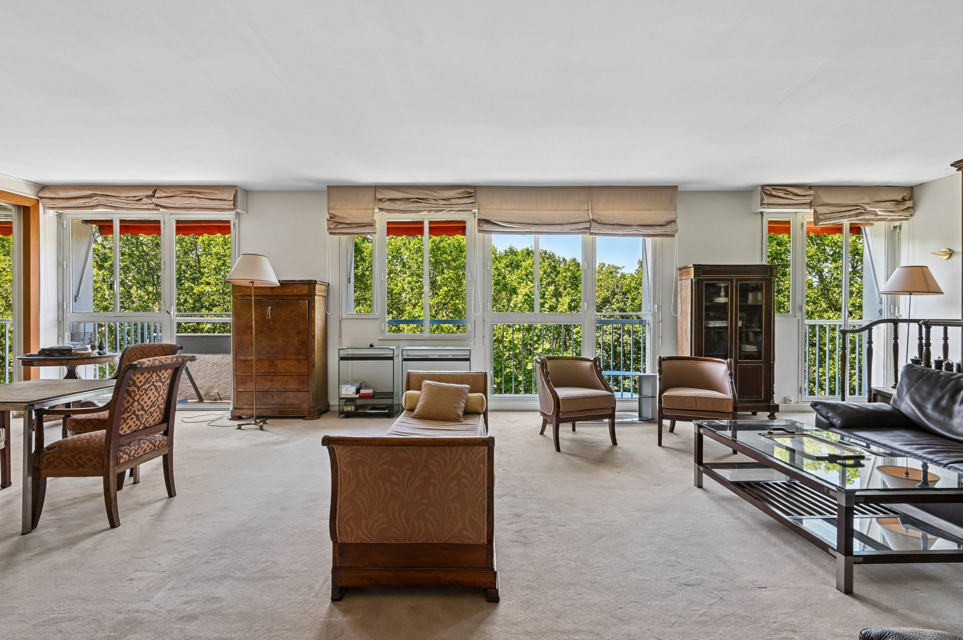 luxury apartment 6 Rooms for sale on NEUILLY SUR SEINE (92200)
