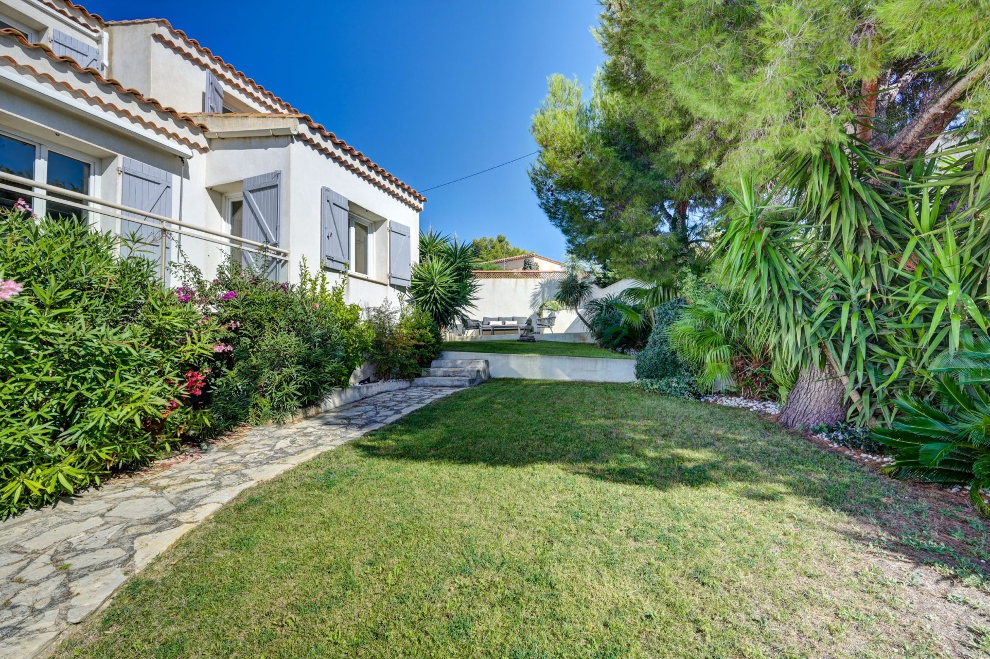 maison provençale de luxe 5 Pièces en vente sur CARRY LE ROUET (13620)