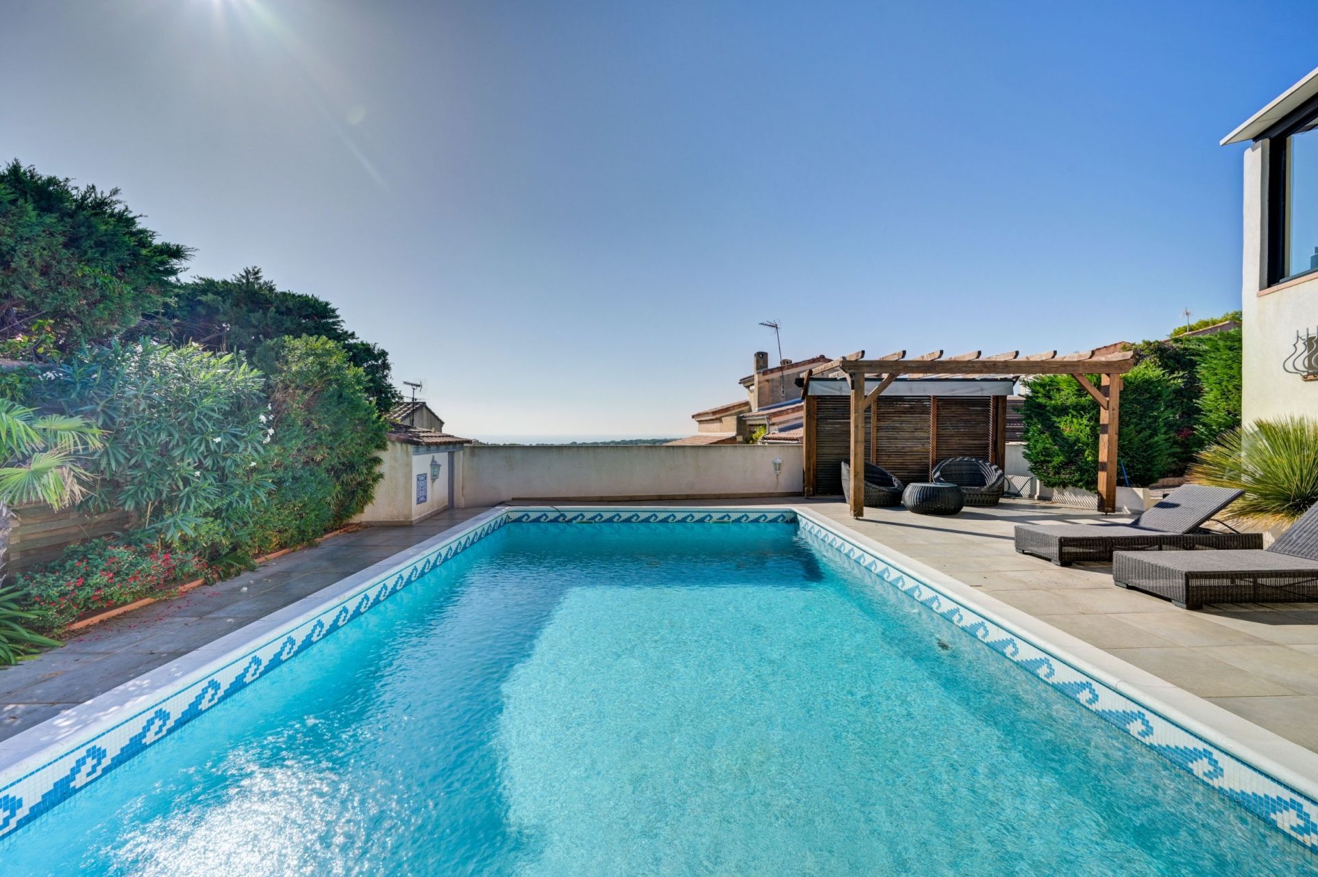 maison provençale de luxe 5 Pièces en vente sur CARRY LE ROUET (13620)