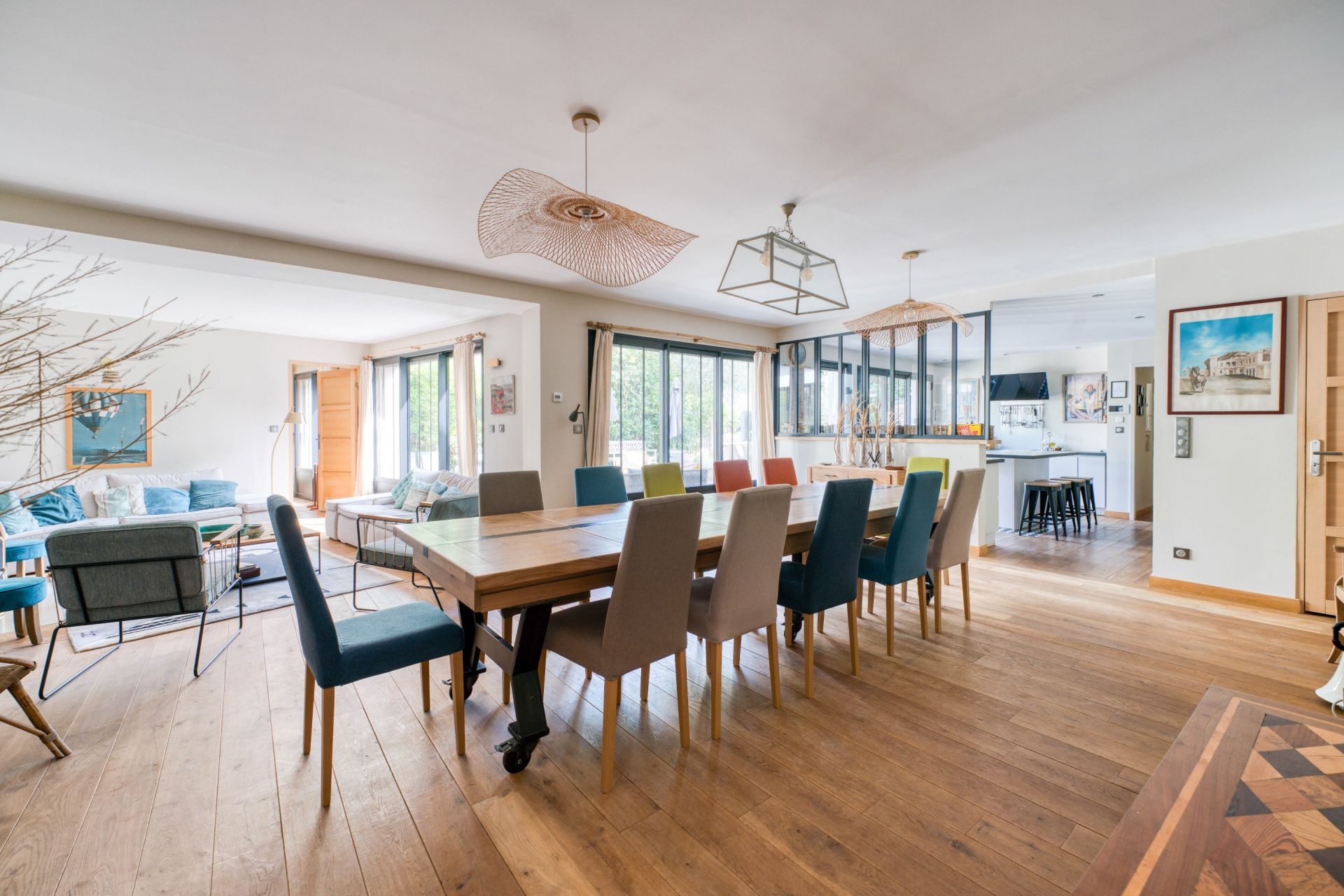 luxury house 8 Rooms for sale on ST PALAIS SUR MER (17420)