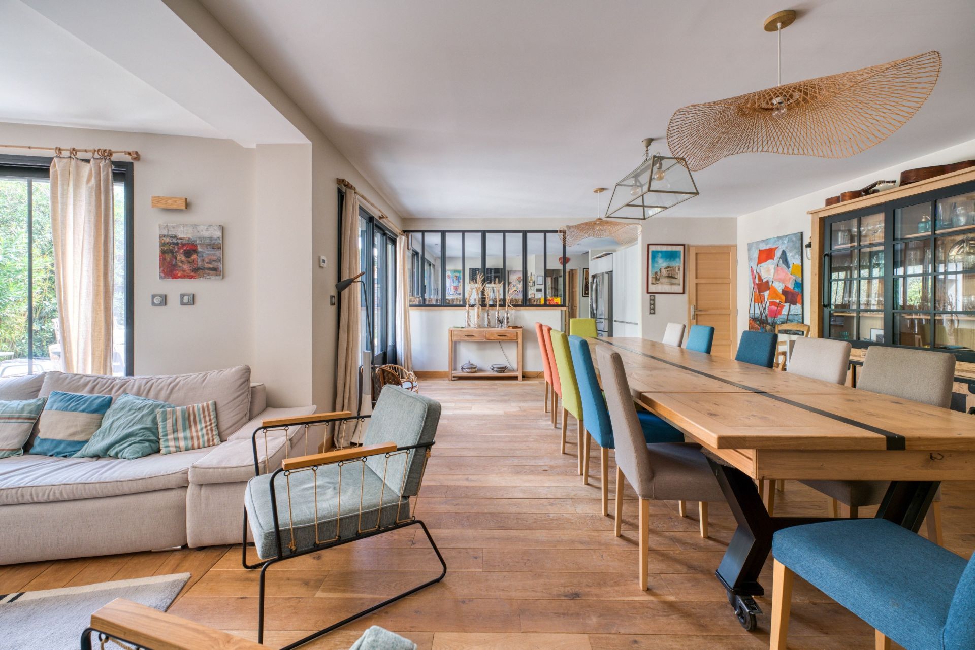 luxury house 8 Rooms for sale on ST PALAIS SUR MER (17420)