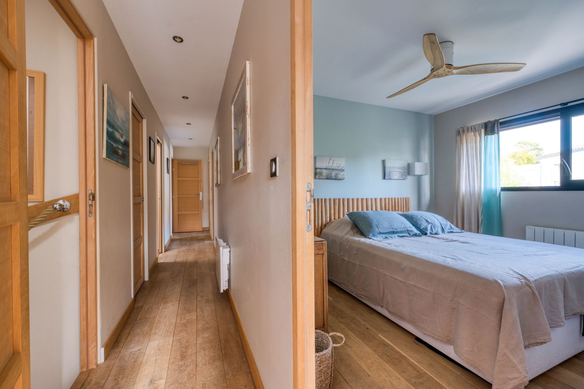 luxury house 8 Rooms for sale on ST PALAIS SUR MER (17420)