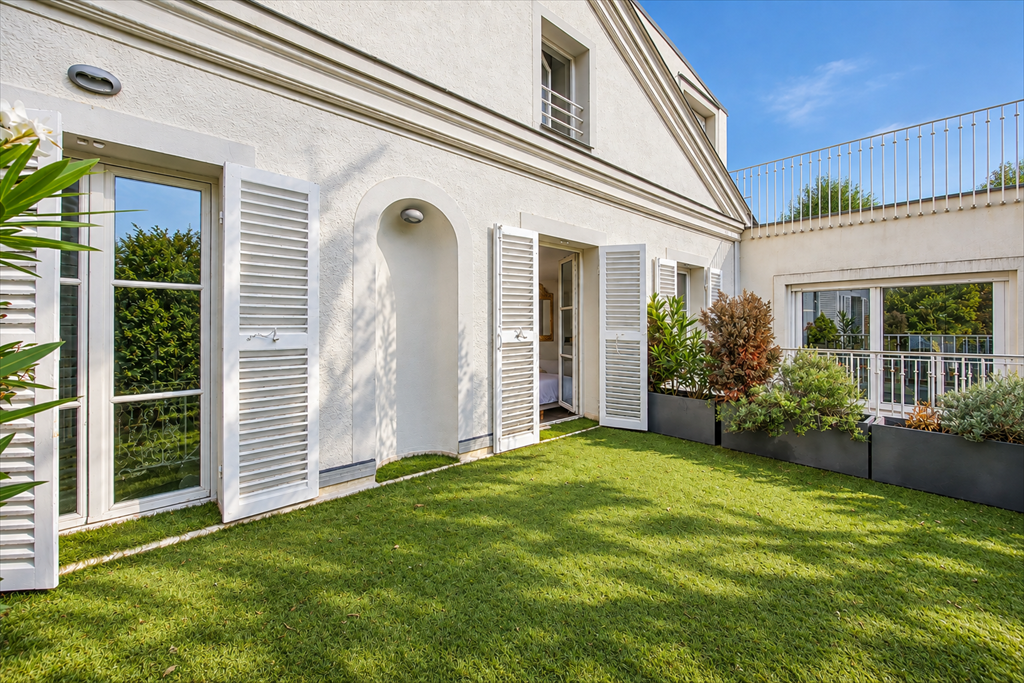 maison de luxe 11 Pièces en vente sur SEVRES (92310)
