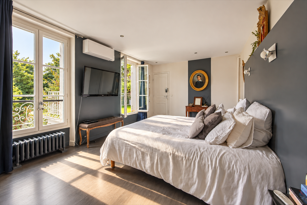 maison de luxe 11 Pièces en vente sur SEVRES (92310)