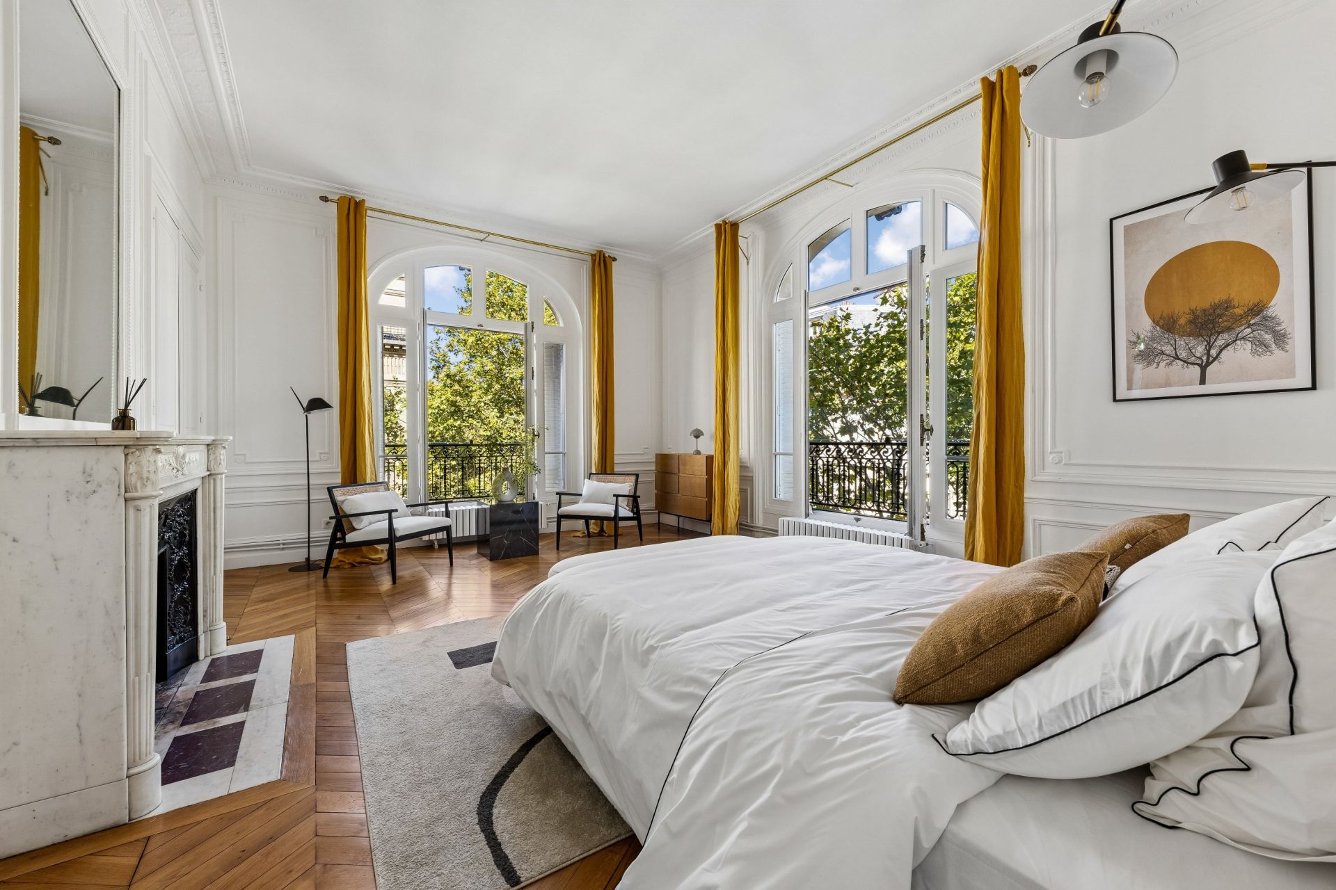 luxury apartment 8 Rooms for sale on PARIS (75007)