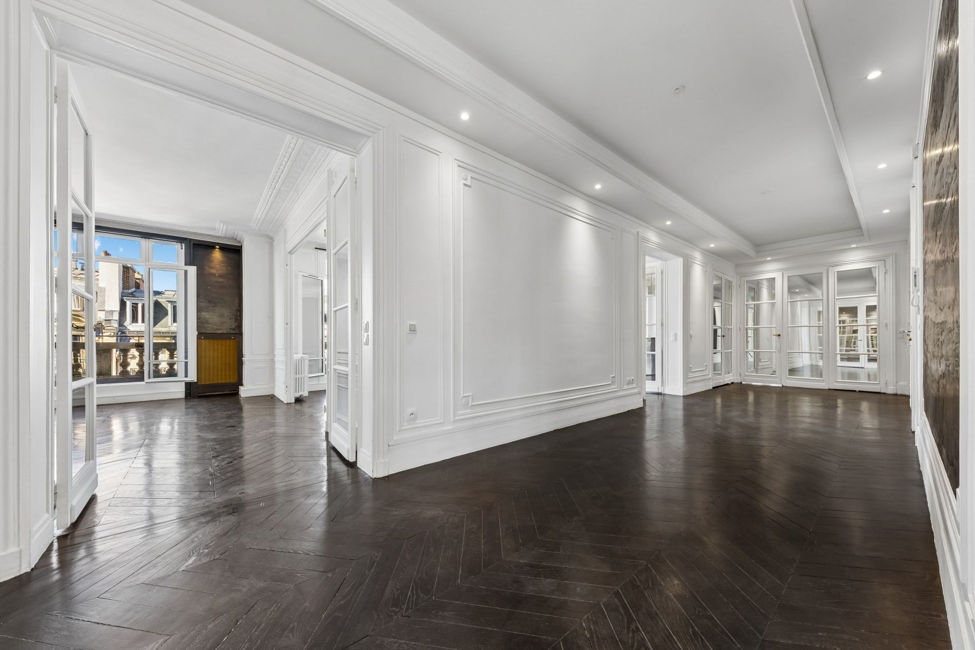 duplex de luxe 15 Pièces en vente sur PARIS (75007)