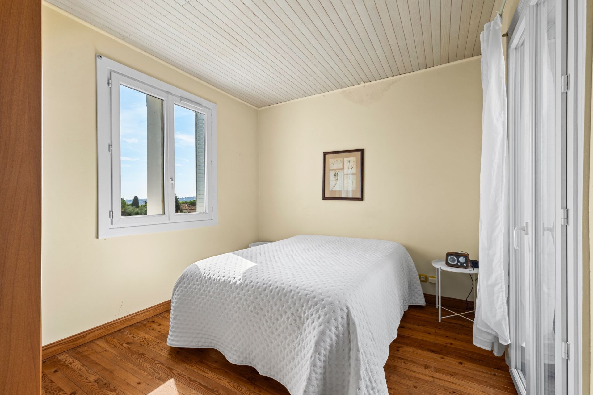 luxury villa 4 Rooms for sale on NICE (06000)